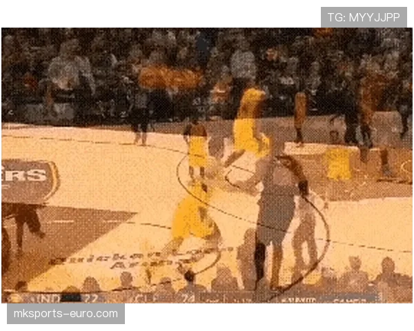 NBA假摔判罚规则解析：球员如何被认定故意摔倒？